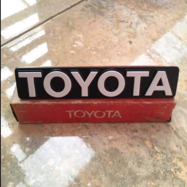 Emblem Toyota corona crown