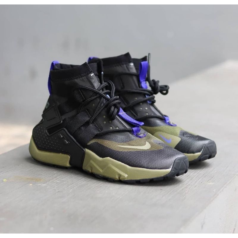 Nike Huarache Grip Olive