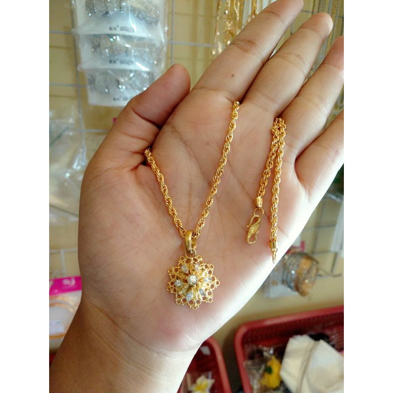Kalung & mainan tembaga lapis emas