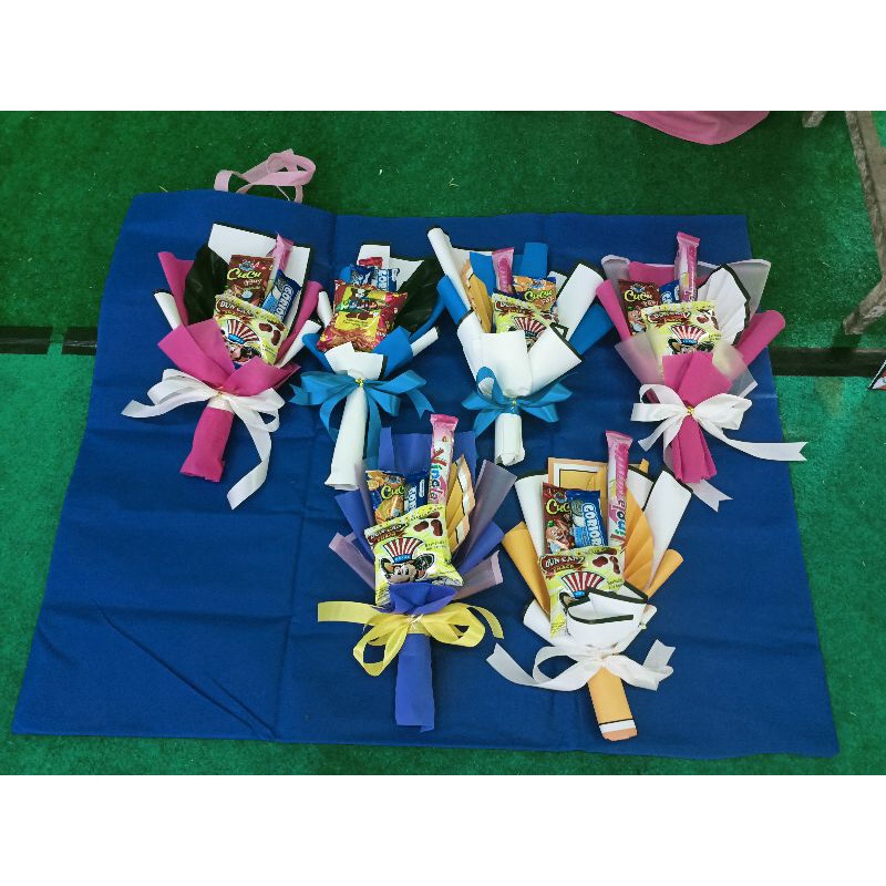

BUKET SNACK MINI/BOUQUET/BUCKET/HARI GURU/HARI IBU/HARI AYAH/KADO/GIFT/SOUVENIR/WISUDAH/