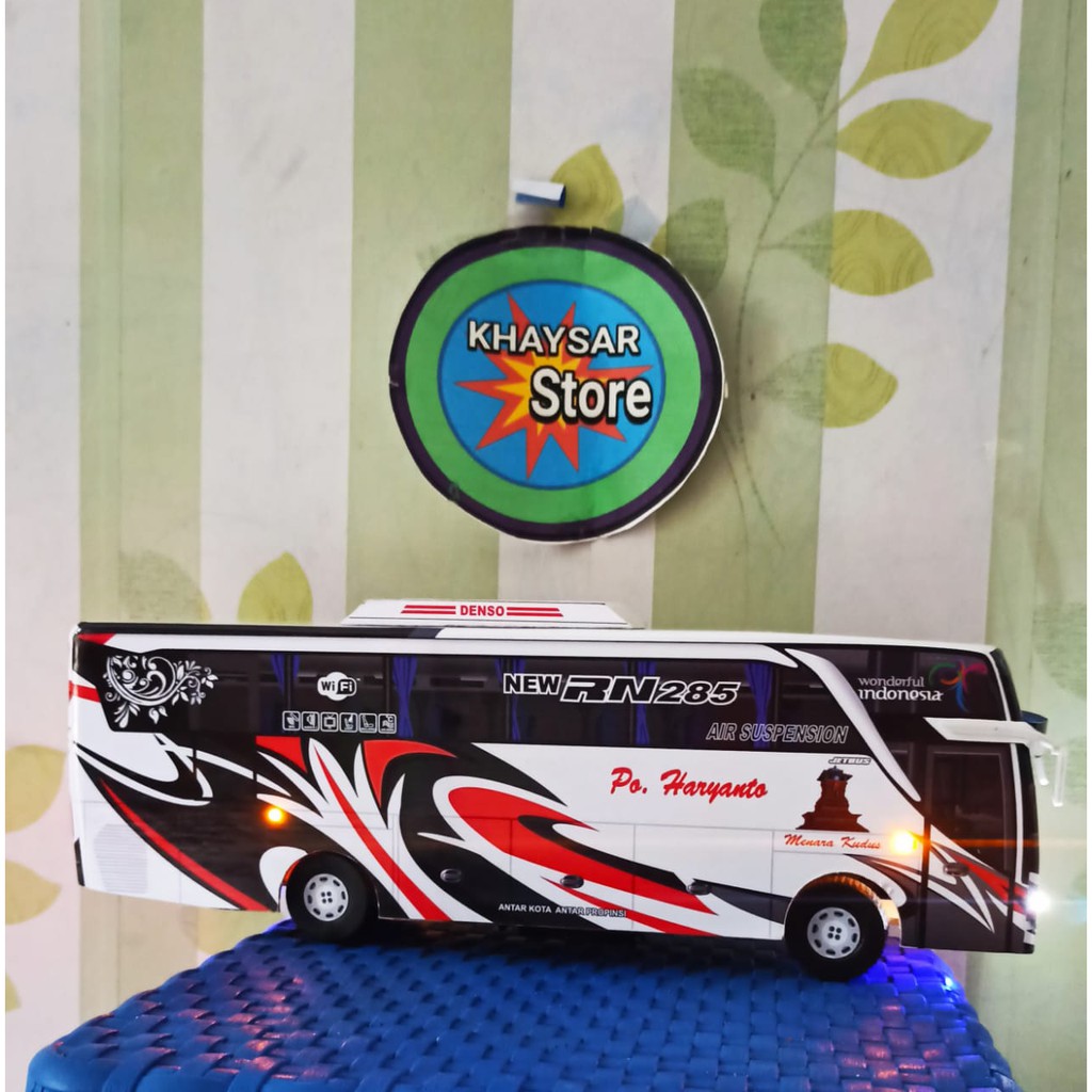 Miniatur bus bis shd haryanto merah plus lampu