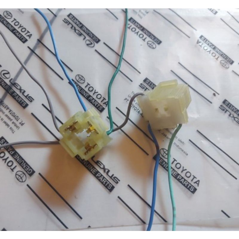 Soket lampu H4 mobil universal original harga satuan