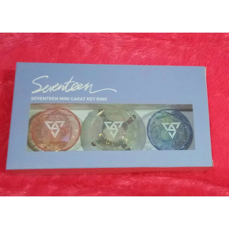 Seventeen Mini Carat Keyring Set