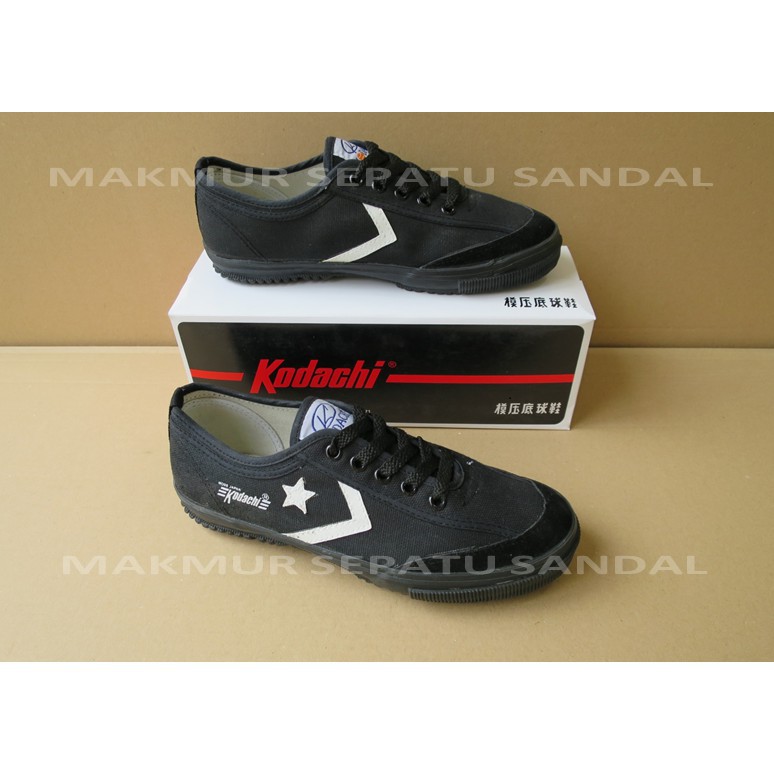 nyaman dipake buat hangout/ Sepatu Capung - Kodachi 8119 Star Cefron - All Black