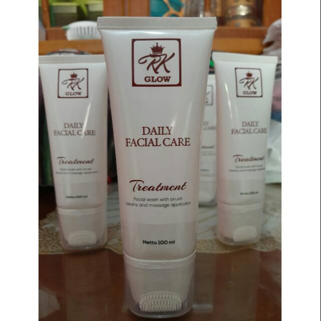 Pembersih Wajah Facial Treatment