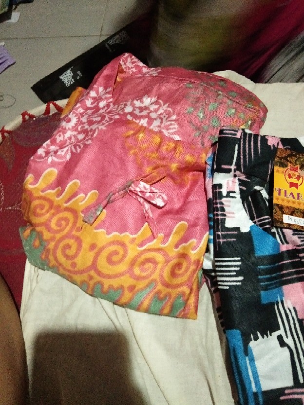 Tiara One Set Anak Perempuan Rayon Batik