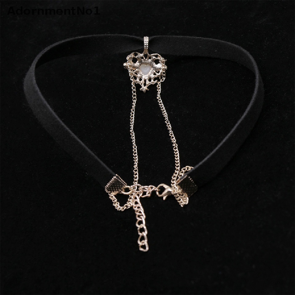 (AdornmentNo1) Kalung Choker Velvet Hitam Pendan Hati Gaya Vintage Untuk Wanita