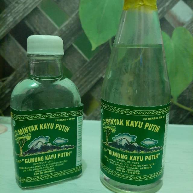 Minyak kayu putih asli 100% asli Ambon ukuran 100ml