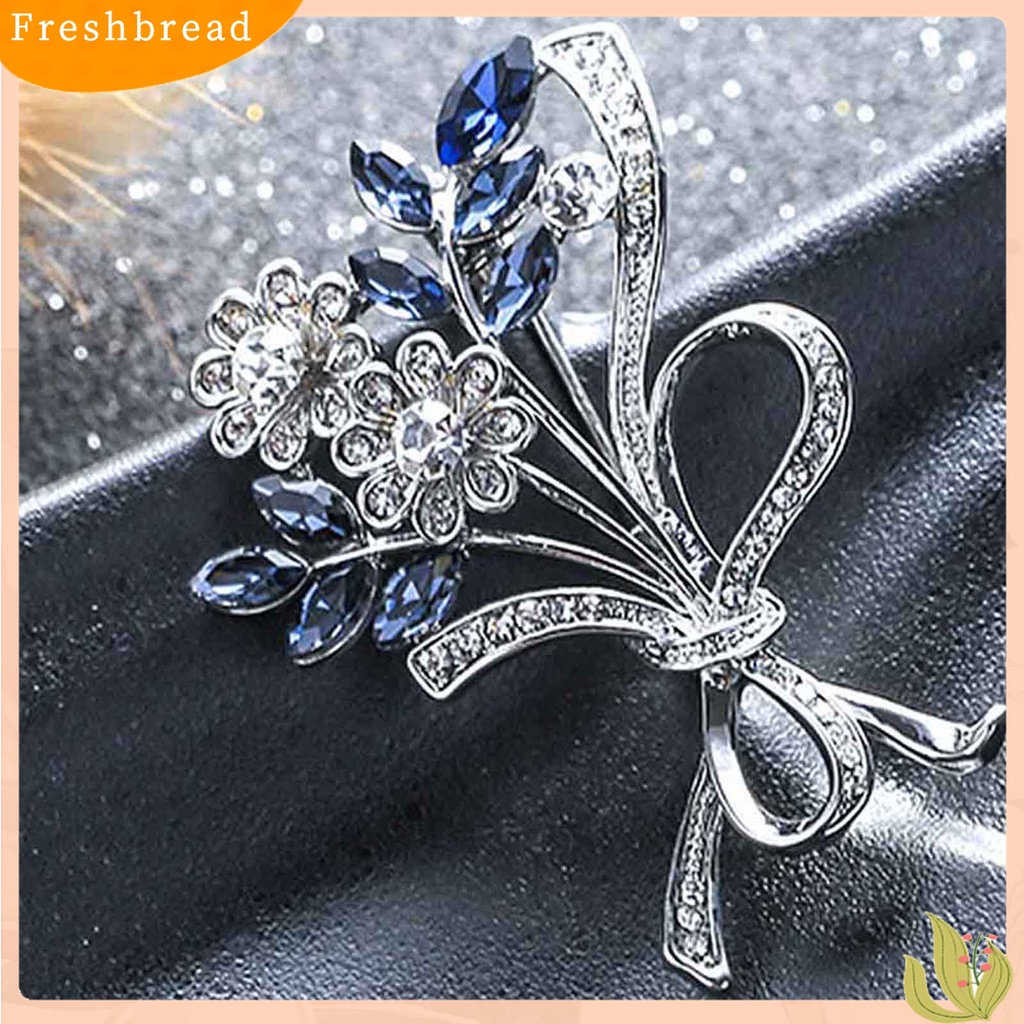 [ TERLARIS]Brooch Flower Shape Rhinestone Design Alloy Women Fashion Brooch Pin for Bouquet