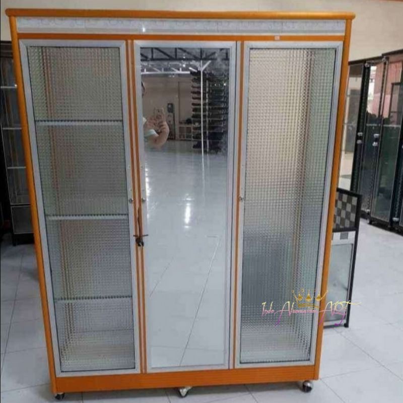 Lemari Baju Kaca / Lemari Hias Pajangan Minimalis Bahan Alumunium