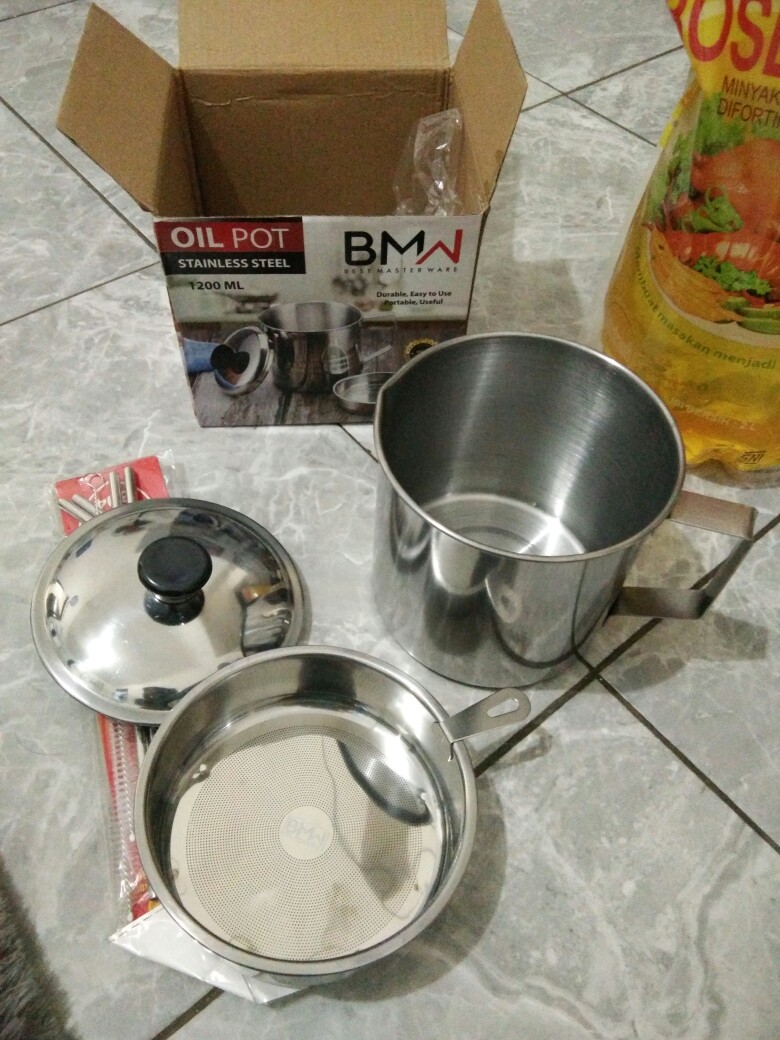 B-101 Oil Pot Stainless 12 Cm / Saringan Minyak 1.2 Liter Bq