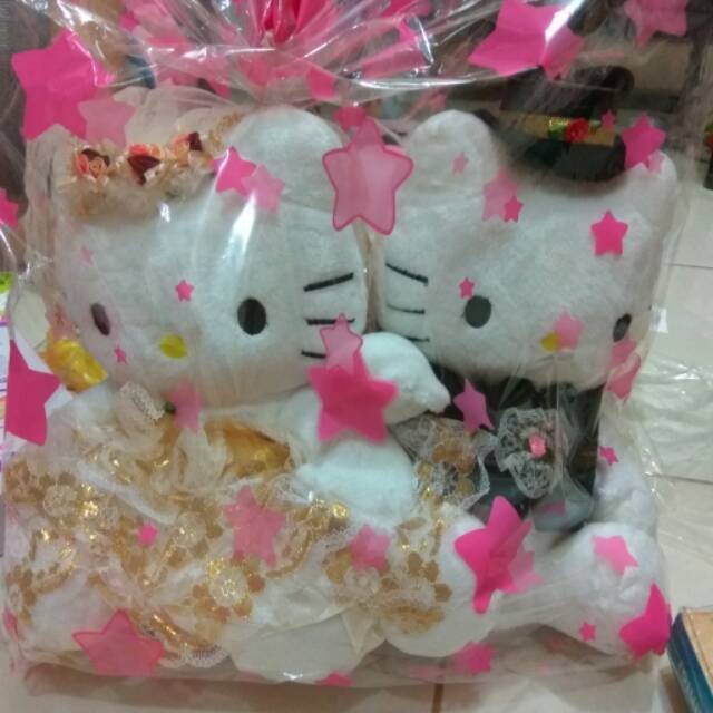 Boneka wedding hello kitty