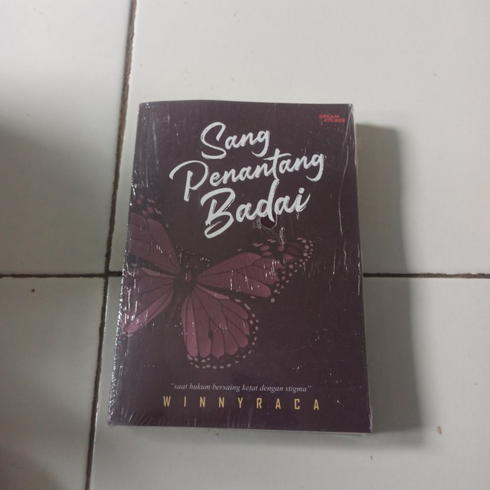 

PROMO!!! NOVEL SANG PENANTANG BADAI BY WINNYRACA TERLARIS