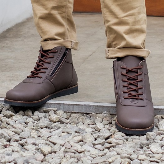 LYON BROWN |FORIND x Lvnatica| Sepatu Boots Klasik Casual Kasual Polos Pria Lokal Ori Footwear New