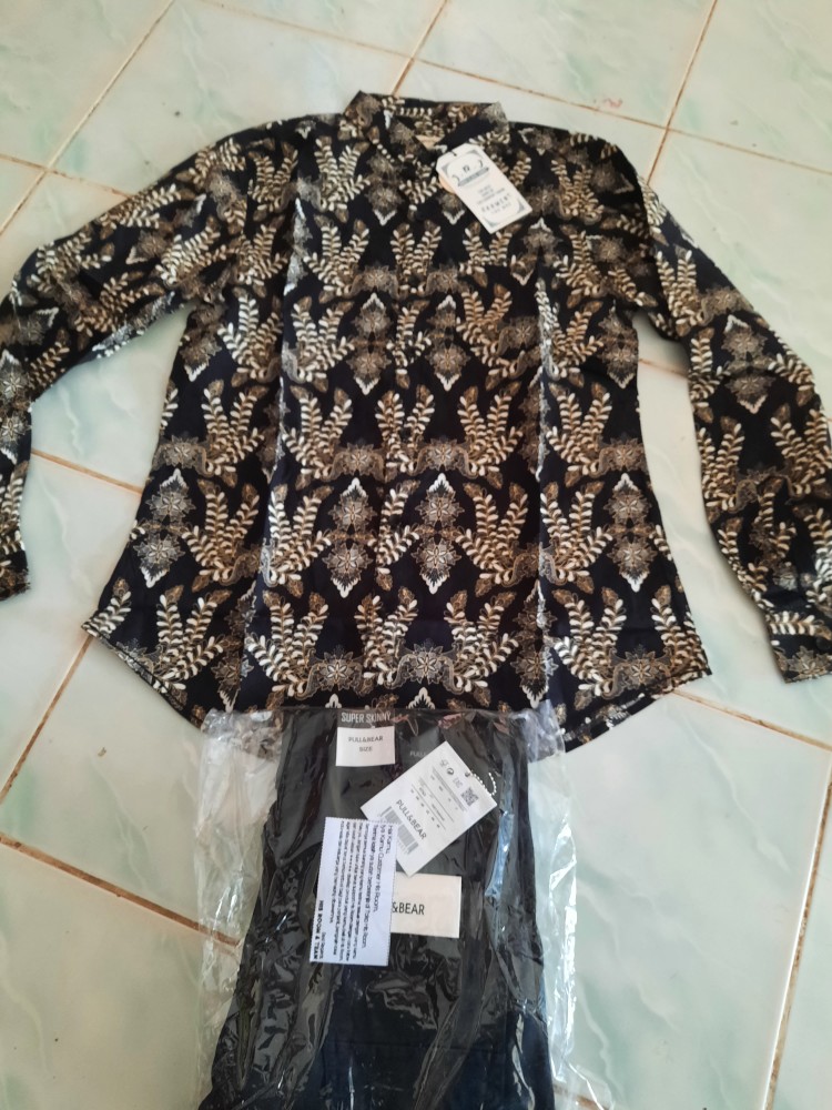 Hisroom - Kemeja Batik Slimfit Pria Batik Pria Lengan Panjang Kemeja Batik Modern Pria 217 218