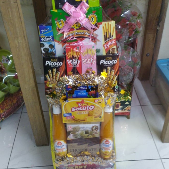 

Christmas - Parcel Natal 2020 Snacks Premium Kualitas Free Ucapan / Bestseller Mdn