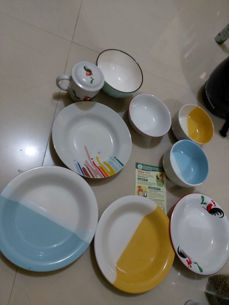 Piring Makan Omega Two Tone / 2 Warna Ukuran 9inch