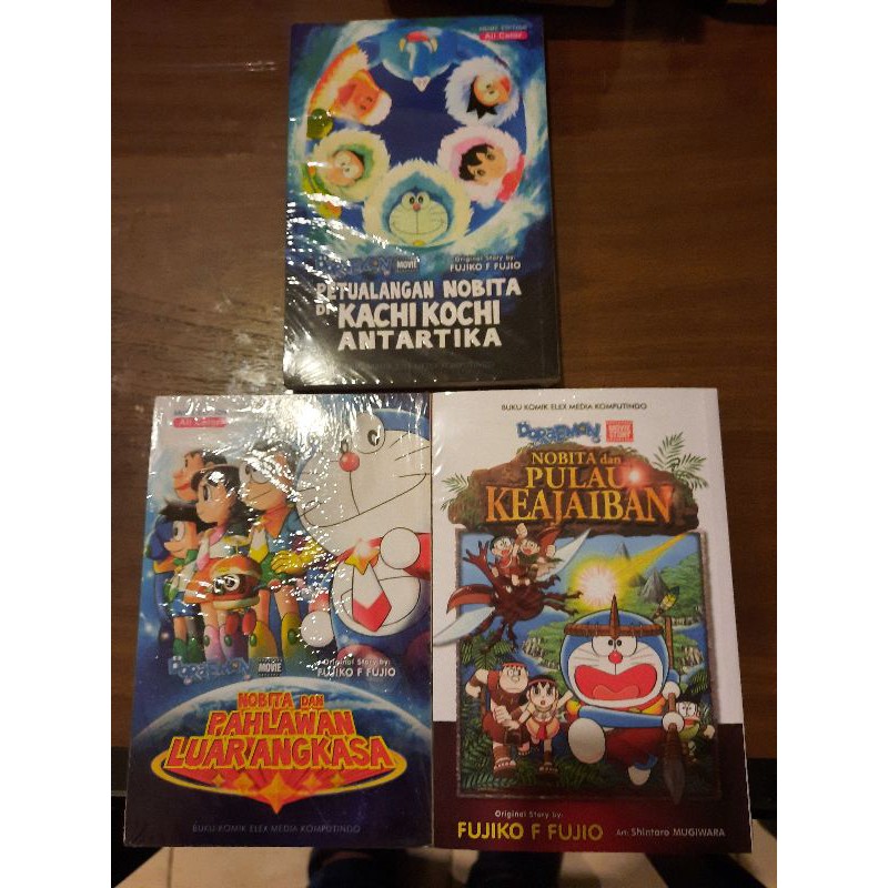 Komik Petualangan Doraemon seri terbaru segel ori set .