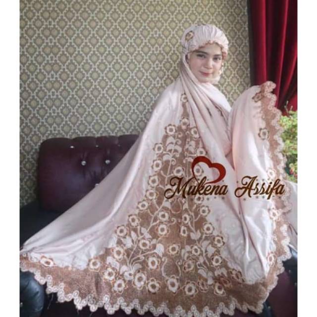 Mukena bordir pungung  coklat susu