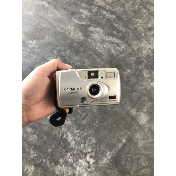 KAMERA ANALOG OLYMPUS TRIP 500