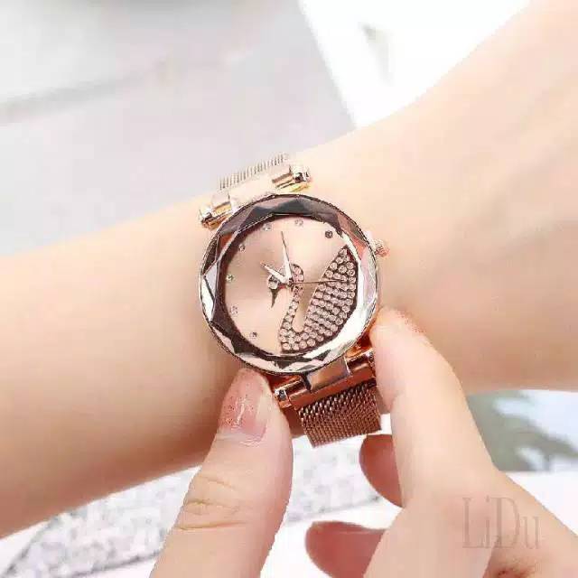 Jam Tangan Wanita Korea Strap Magnet Swarovskiy Angsa Satu Dengan 7 warna