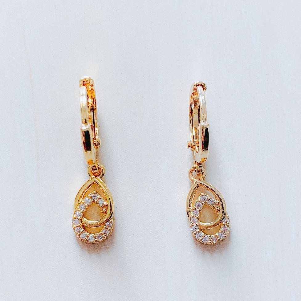 Anting Wanita Daun Rintik Air Zirconia Gold