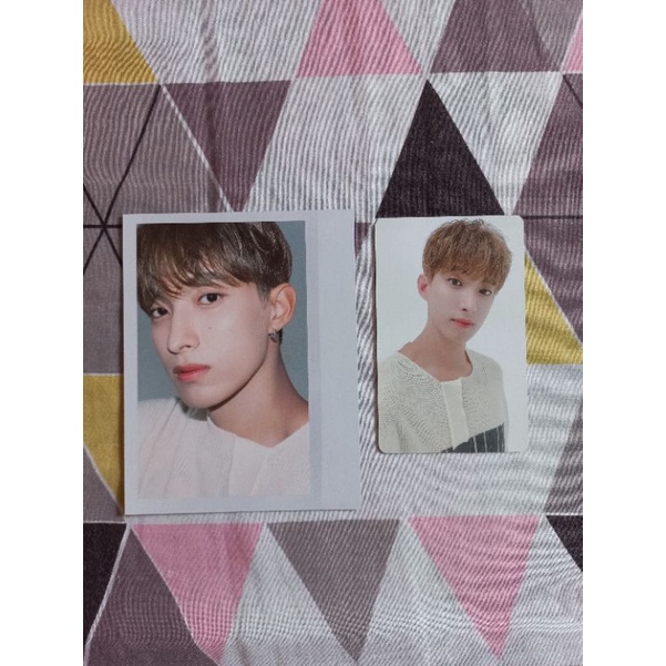 SEVENTEEN SEASON GREETING 2022 DK DOKYEOM