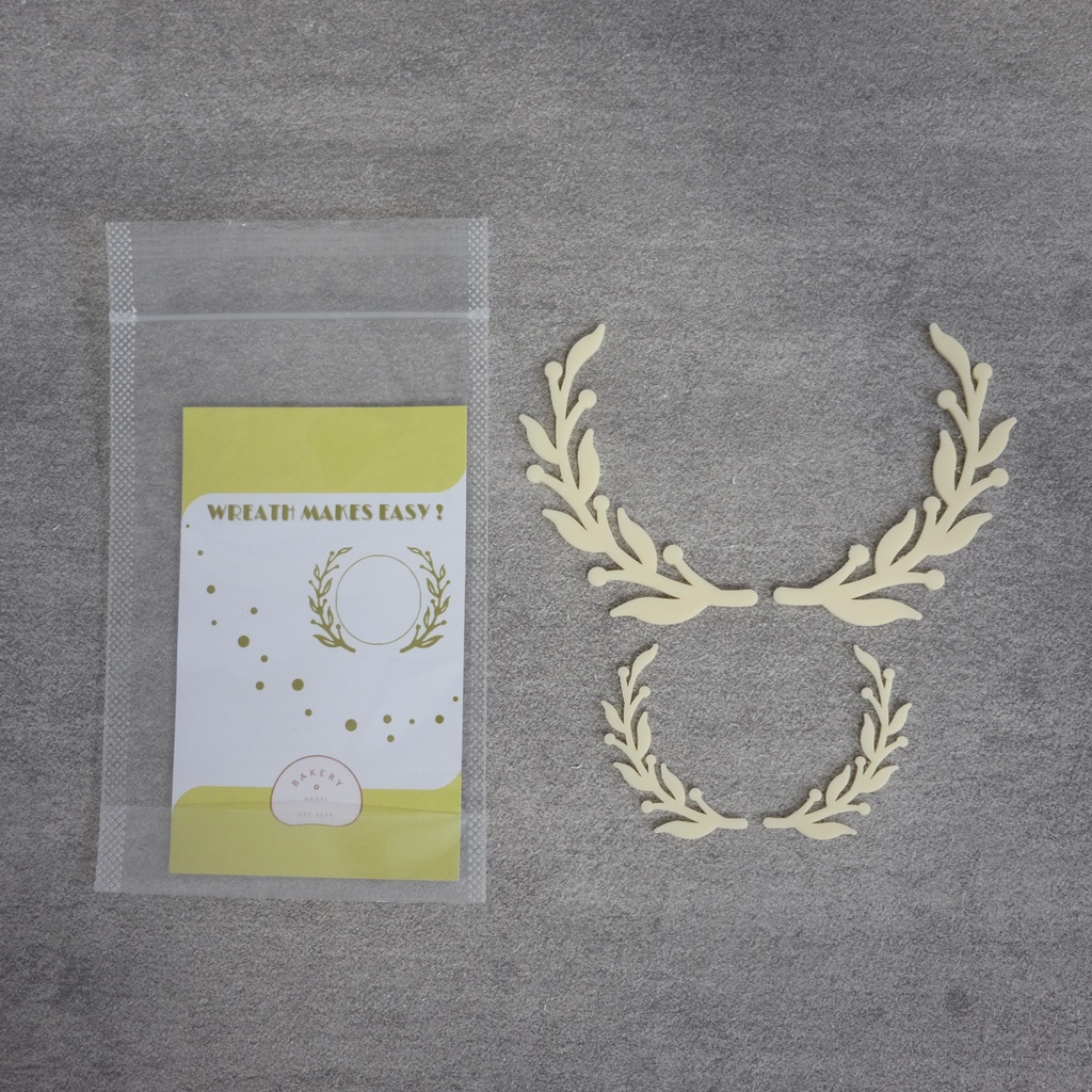 

WREATH DEKOASI KUE / HIASAN CAKE ULANG TAHUN WEDDING MAHAR