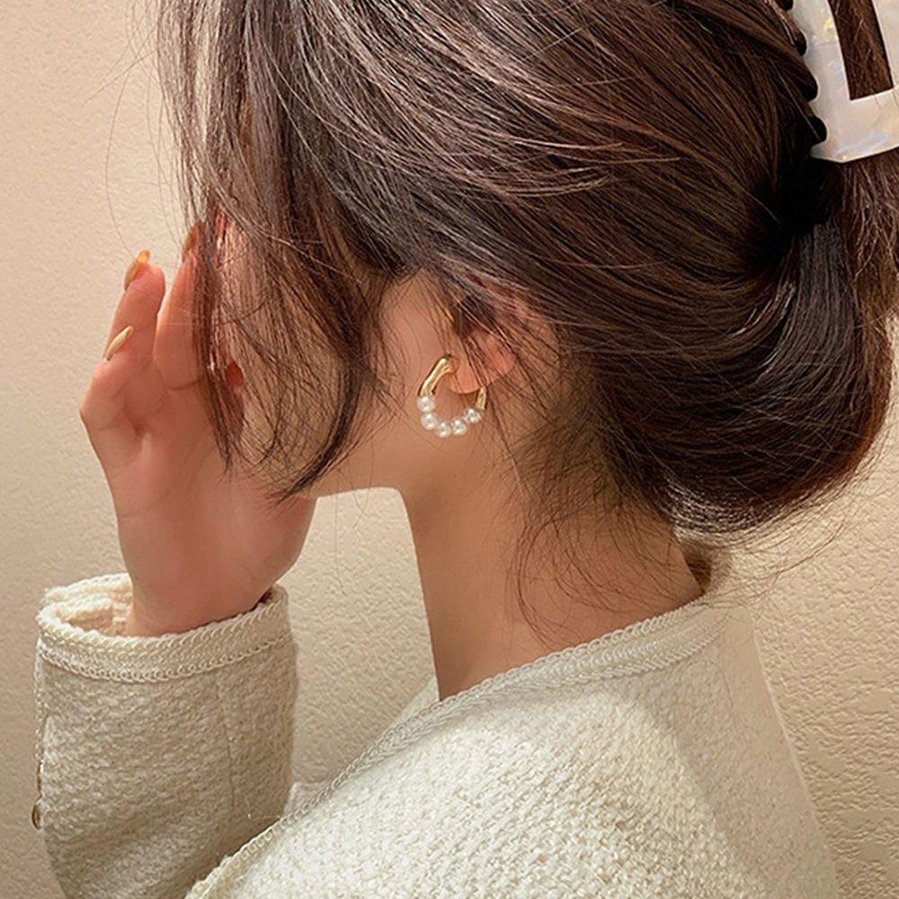 Mxbeauty Menjuntai Anting Menawan Retro Mutiara Musim Panas Aksesori Alloy Lady Wanita Ear Buckle