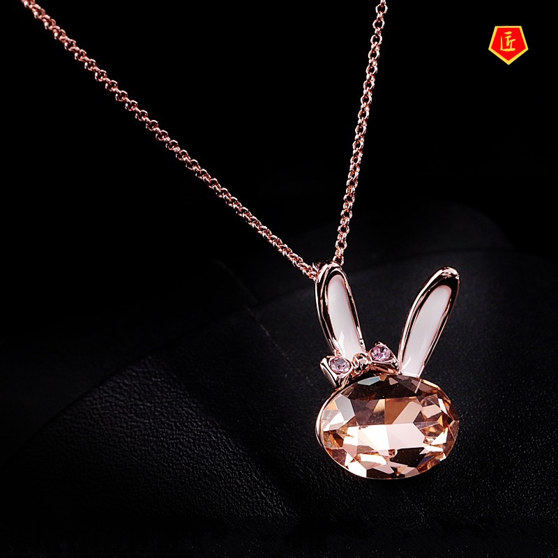 [Ready Stock]European and American Fashion 18K Rose Gold Necklace Female Personality Rabbit Pendant