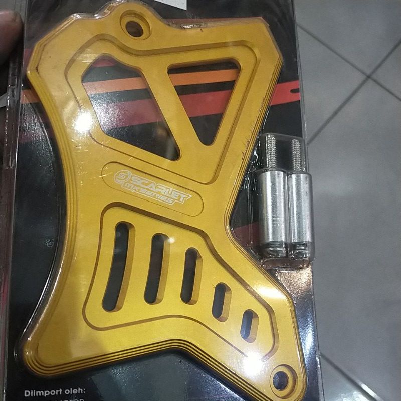 SCARLET TUTUP GIGI TARIK DEPAN / COVER GEAR FRONT CNC PNP HONDA CRF150L