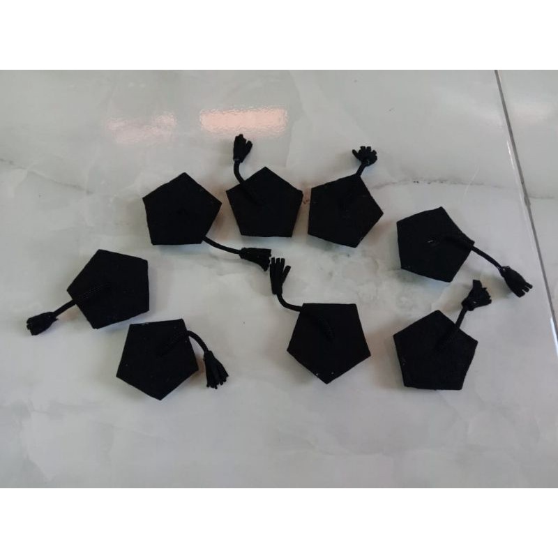 Topi Toga Boneka Wisuda/ Toga Boneka/ Topi Boneka Wisuda/ Topi Wisuda Boneka Kecil