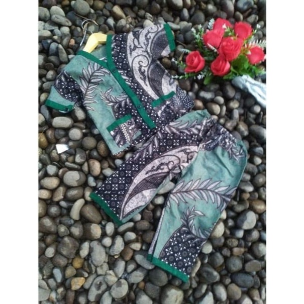 Piyama Batik Anak Laki-laki Usia 1 sampai 5 tahun Motif Batik Kekinian