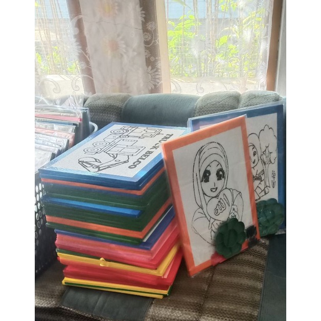 

Paket Mewarnai 2 Gambar Stryofoam