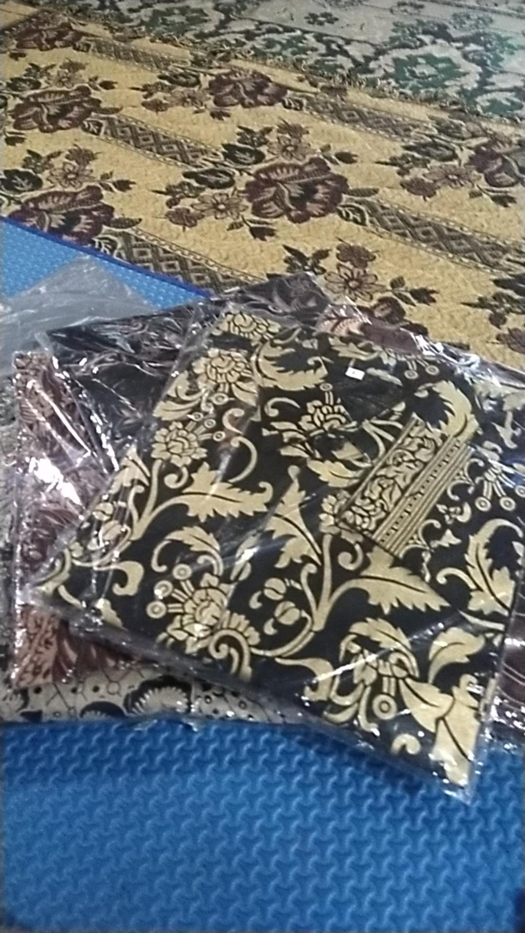 Kemeja Batik Motif Bakung Emas