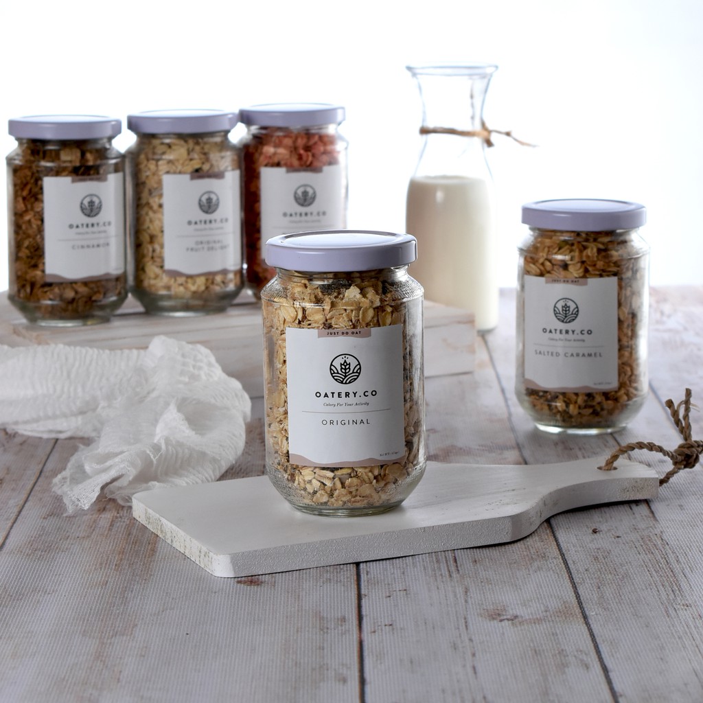 

GRANOLA BY OATERY.CO - ORIGINAL / ROASTED MUESLI 175 gr