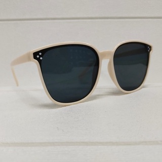 ⭐ JKTMART ⭐ Kacamata Wanita Pria Optik Anti Sunglass Dengan Fashion Sunglasses Eyewear KUV R297-MAMARS PUTIH