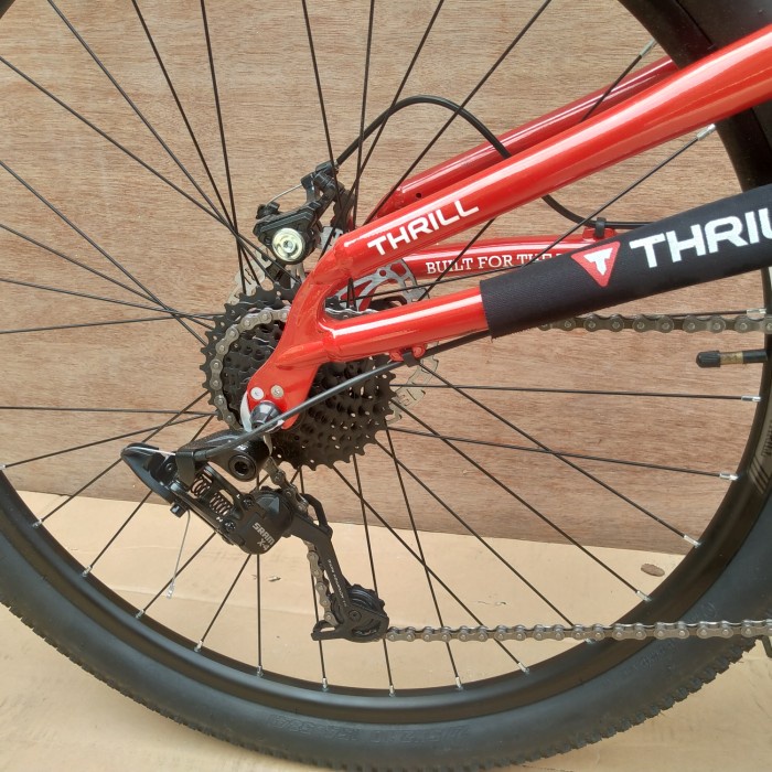 Sepeda Gunung MTB 27.5 Inch Thrill Oust 2.5 New Alloy 24 Speed