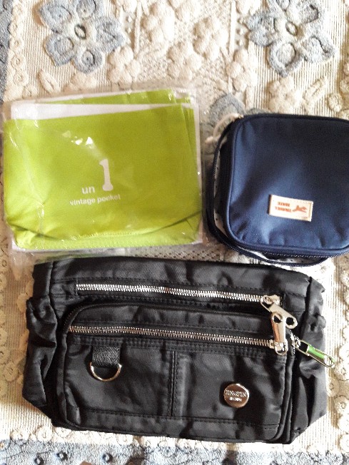 Pouch Gantung 3 Sekat Storage Bag (dilengkapi Tali Dan Kayu) P30