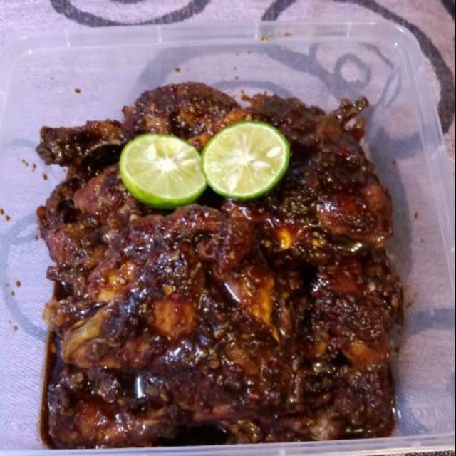 

1 Ekor Ayam Bumbu Rujak Legendaris (Masakan Jadi)