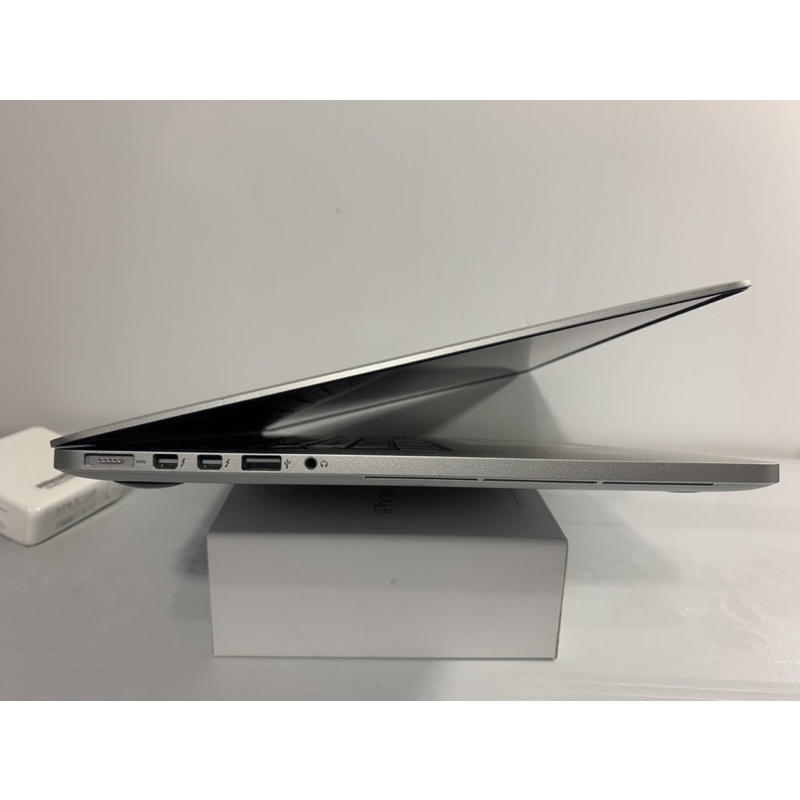 MacBook Pro Retina 15-inch MID 2015 i7 2.5GHZ 95% Mulus 16GB SSD 512GB