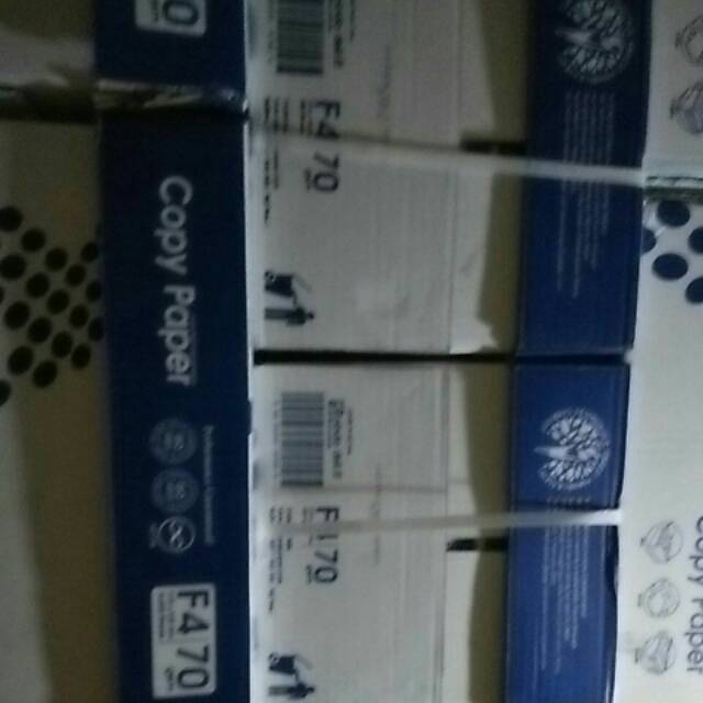 

Kertas F4 70gr Copypaper
