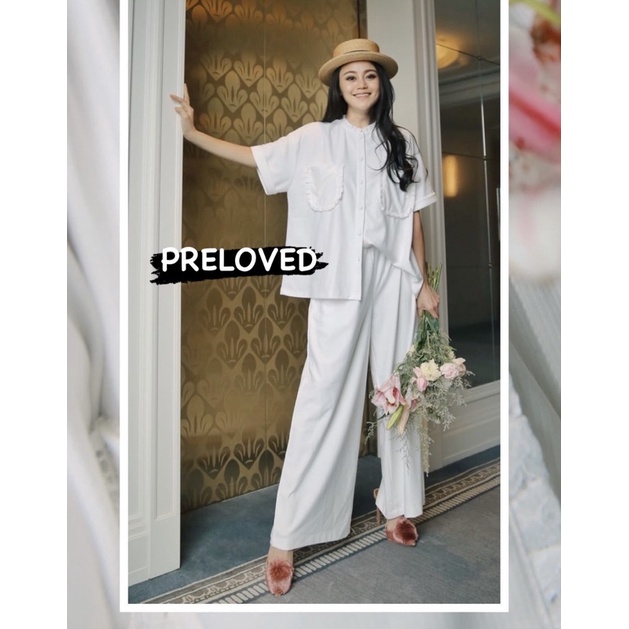 ARRAY ID - preloved set putih