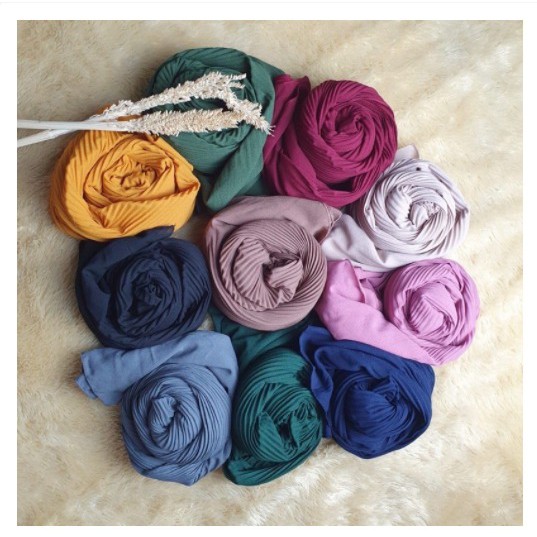 HIJAB PREMIUM PASHMINA CERUTY PLISKET FULL LIDI TANPA GARIS TENGAH PLEATED SHAWL