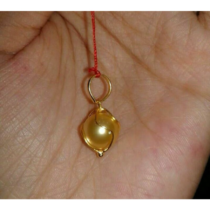 Liontin Emas Mutiara air laut