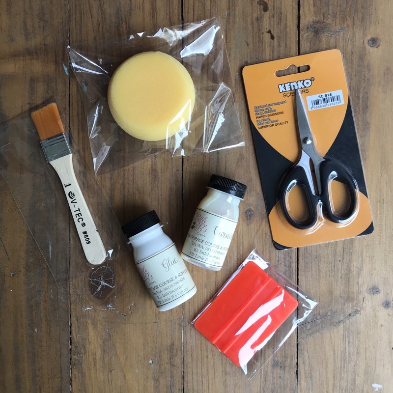 

Basic Decoupage Tools (Scraper, Spons, Roller dll)