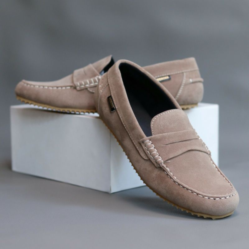 NOAH | Sepatu Pria Kasual Santai Original Loafer Kulit Suede Slop Formal Kerja Kantor