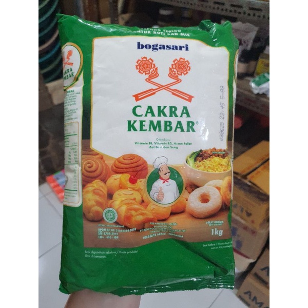 

tepung cakra kembar premium 1kg