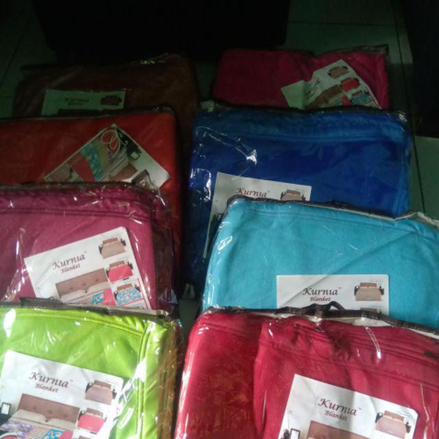 Selimut Polos Kurnia Uk 160x200