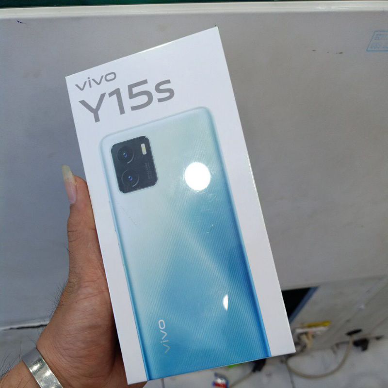 TERBARU VIVO Y15s RAM 4/64. GARANSI RESMI VIVO